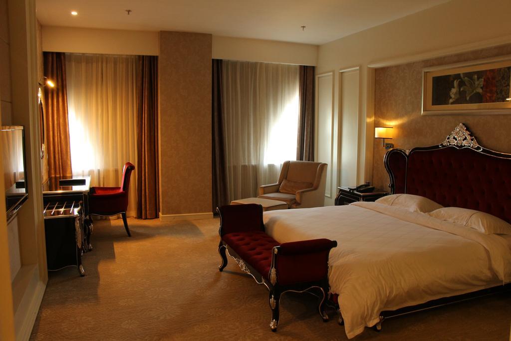 Zhuhai Rongfeng Hotel Eksteriør billede